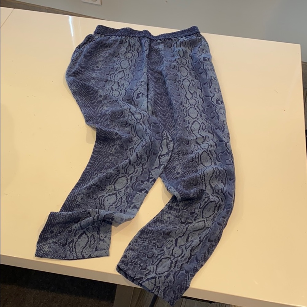 Joie silk snakeskin pants xs NWOT